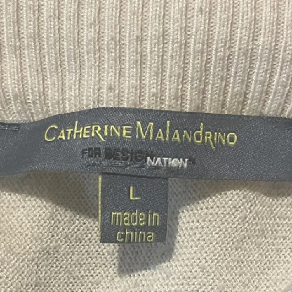Catherine Malandrino Large White Sweater with Black Eiffel Tower Graphic - Picture 2 of 5